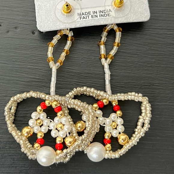 Free People Rita Beaded Dangle Earrings NWT - Picture 4 of 4